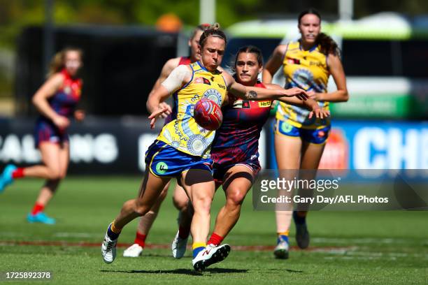 Emma Swanson of the Eagles kicks the ball during the 2023 AFLW Round 07 match between the West Coast Eagles and Naarm at Mineral Resources Park on...