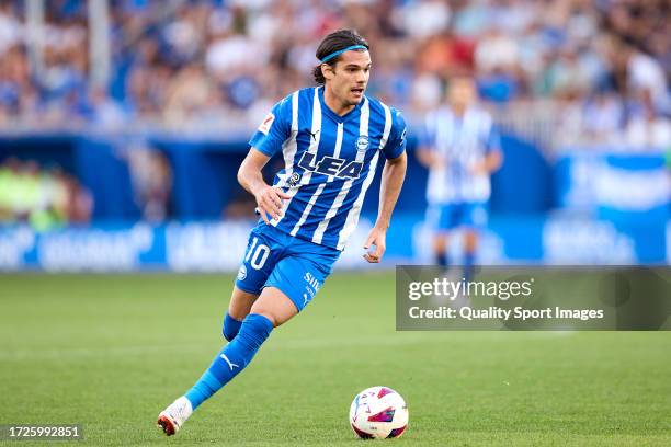 Ianis Hagi of Deportivo Alaves in action during the LaLiga EA Sports match between Deportivo Alaves and Real Betis at Estadio de Mendizorroza on...