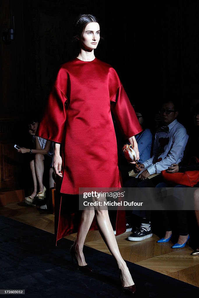 Valentino: Runway - Paris Fashion Week Haute-Couture F/W 2013-2014