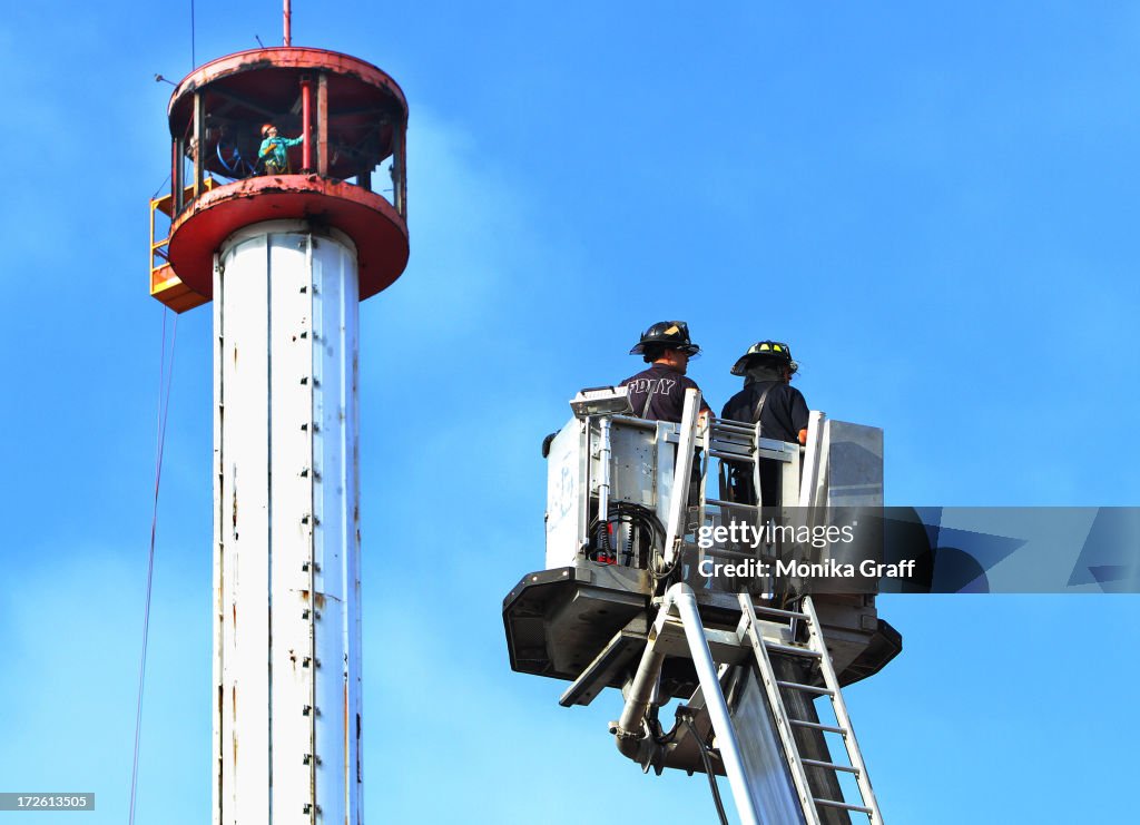 Coney Island's Astrotower Partially Dismantled