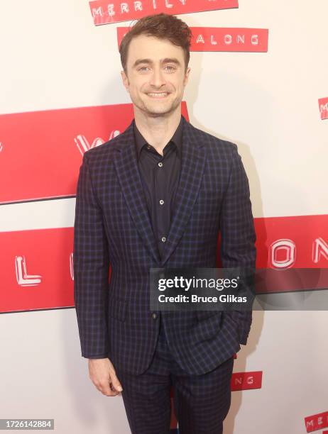 Daniel Radcliffe Merrily We Roll Along Fotograf as E Im genes De Stock daniel-radcliffe-merrily-we-roll-along-fotograf-as-e-im-genes-de-stock