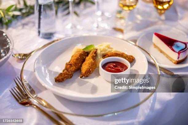 festive food on the wedding table with cake and drinks. - cheesecake white stock pictures, royalty-free photos & images