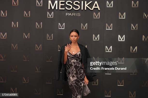 Zoe Foster attends the 2023 Messika High Jewelry Show as part of the Paris Fashion Week on September 28, 2023 in Paris, France.