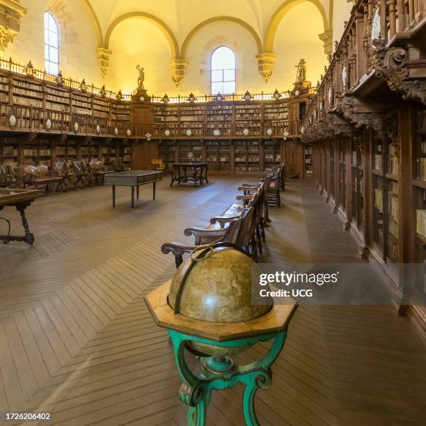 The Old Library, or Bibliotheca Antigua, in the Escuelas Mayores of the University of Salamanca. The library dates back to the 13th century. It...