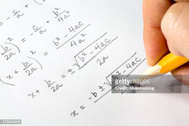 mano scrivere algebra equazioni - part of foto e immagini stock