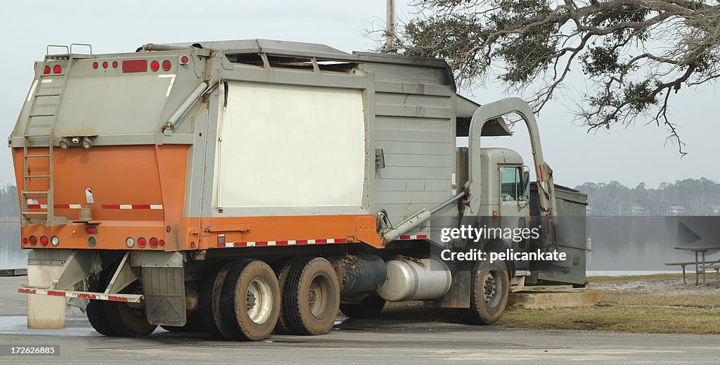 Garbage Truck