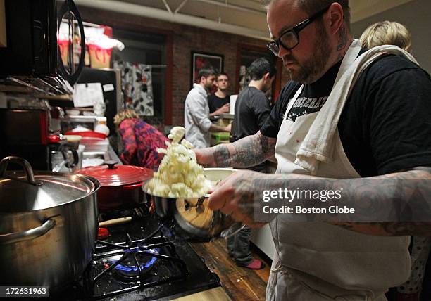Jamie Bissonte 127 Chef Jamie Bissonette Photos & High Res Pictures - Getty Images