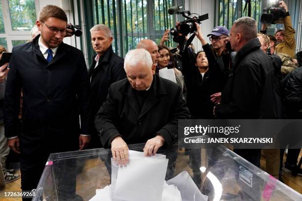Polish Deputy Prime Minister and leader of the PiS party, Jaroslaw Kaczynski casts his vote at a polling station in Warsaw, Poland on October 15...