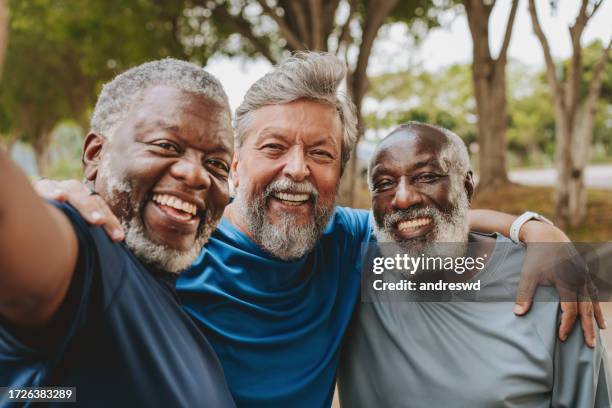 elderly friends selfie at the end of sports training - 3 old men jogging stock pictures, royalty-free photos & images