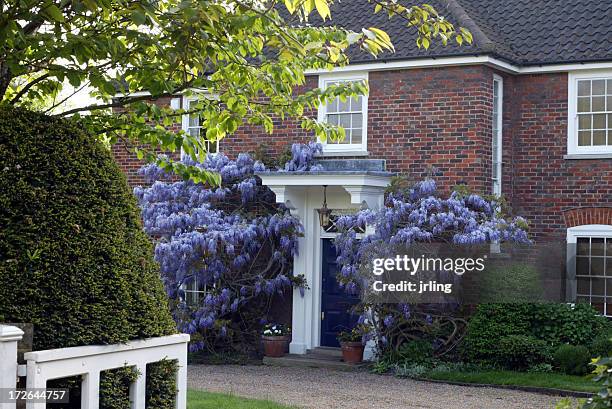 large house with wisteria - 1930 stock pictures, royalty-free photos & images
