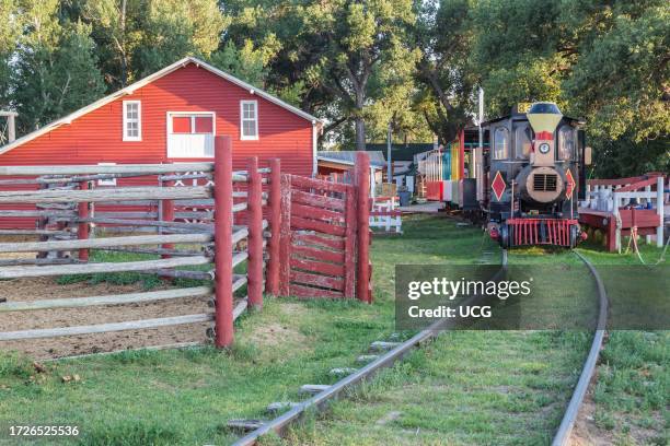 Railroad Train Ranch 39 Xl Ranch Stock Photos, High-Res Pictures, and Images - Getty Images