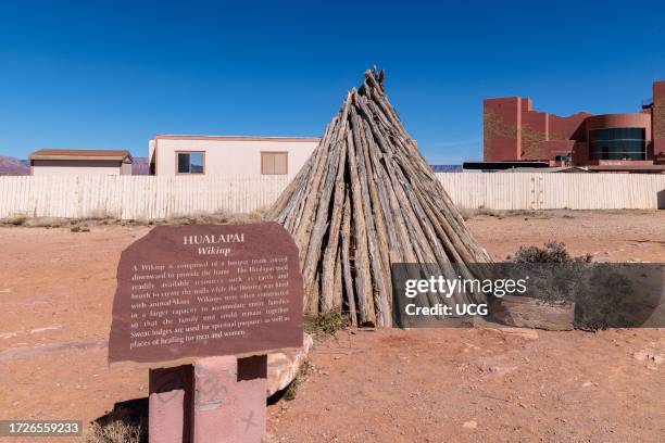Wikiup Def Wikiup Photos and Premium High Res Pictures - Getty Images