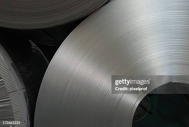serpentinas de aço - stainless steel roll - fotografias e filmes do acervo