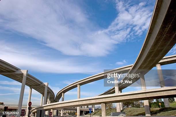 l'autoroute interchange - échangeur photos et images de collection