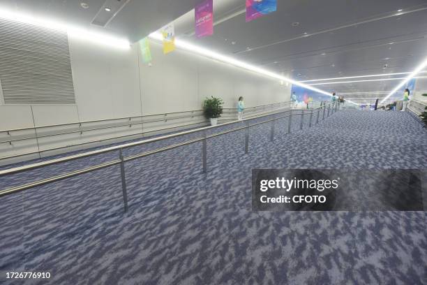 Japanese Ramp China At The 2022 Asian Para Games Photos and Premium High Res Pictures ...