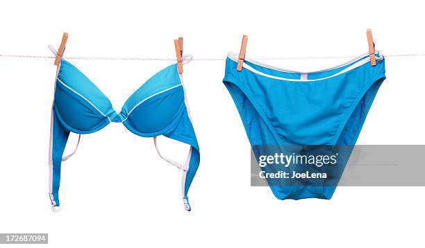 biquini de secado - ropa tendida fotografías e imágenes de stock