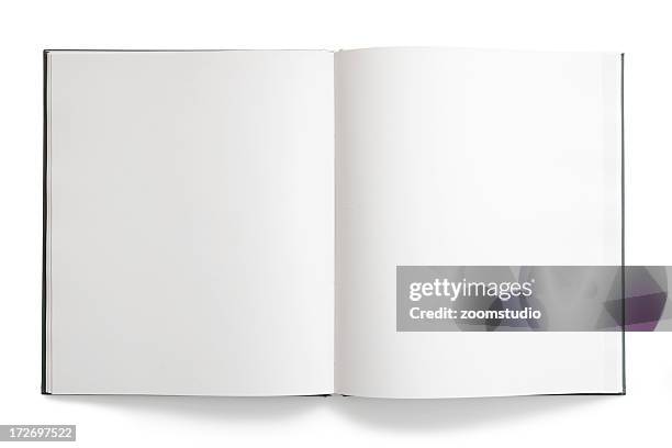 libro abierto con páginas en blanco, sobre fondo blanco vacío - blank book fotografías e imágenes de stock