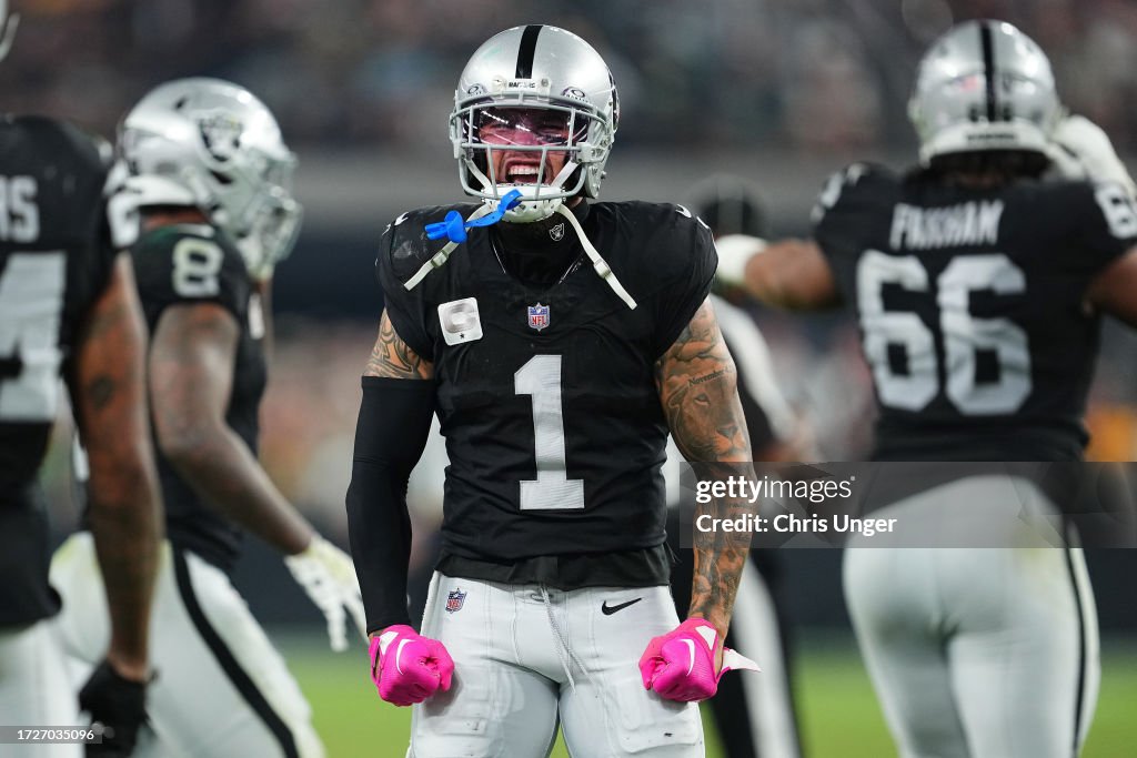 Green Bay Packers v Las Vegas Raiders