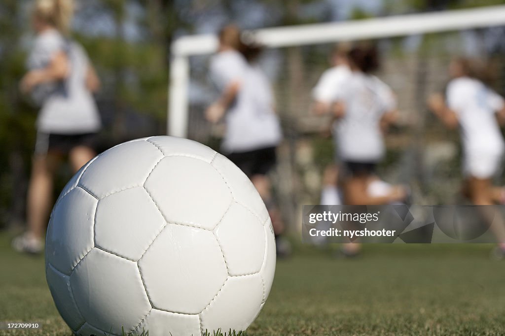 Meninas prática de futebol