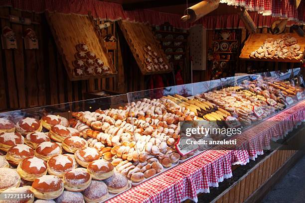 christkindlmarkt a vienna, austria - vienna foto e immagini stock