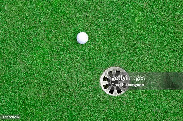 in der nähe des loch - golfplatz green stock-fotos und bilder