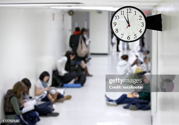 waiting - exam hall stockfoto's en -beelden