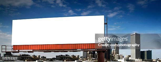 plakat 2 - billboard highway stock-fotos und bilder