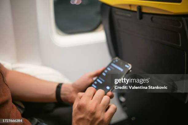 Flight Fly Mode 384 Flight Mode Stock Photos, High-Res Pictures, and Images - Getty Images