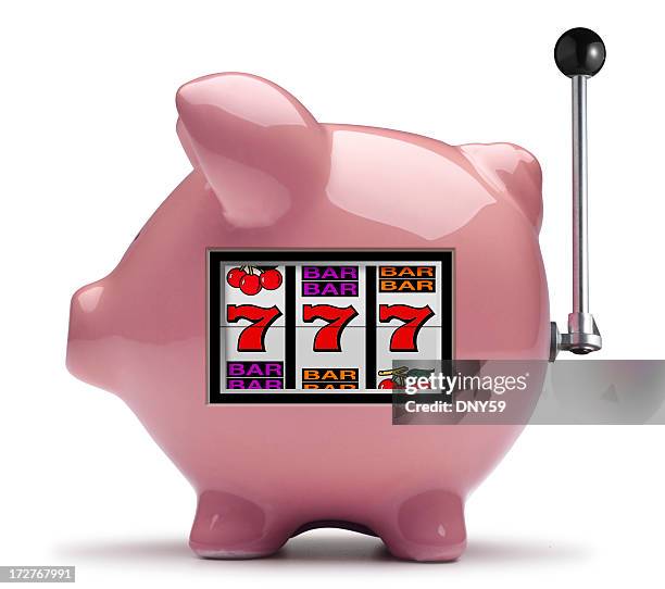 pink piggy bank slot machine on white background - slot machine 個照片及圖片檔