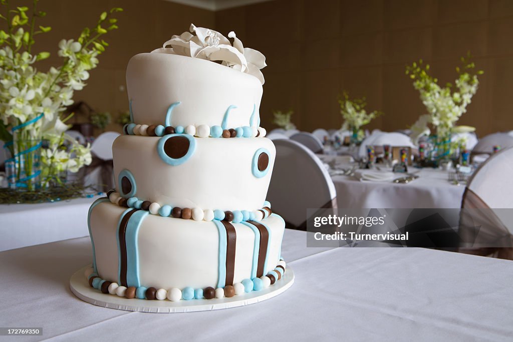 Mad Hatter Wedding Cake