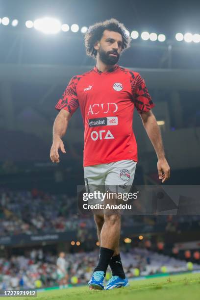 Mohamed Salah of Egypt warms up ahead of the friendly match between Egypt and Algeria at Hazza bin Zayed Stadium in Abu Dhabi, United Arab Emirates...