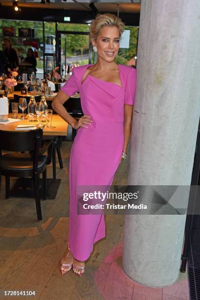 Sylvie Meis at the Sylvie Meis x DKMS Life "look good feel better" charity dinner at Hensslers Kueche on October 16, 2023 in Hamburg, Germany.