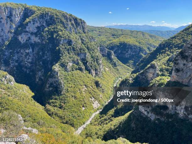 scenic view of mountains against sky - pindus mountains stock pictures, royalty-free photos & images