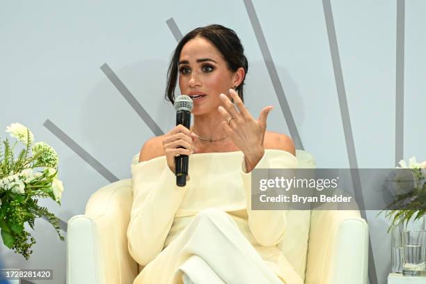 Meghan, Duchess of Sussex speaks onstage at The Archewell Foundation Parents’ Summit: Mental Wellness in the Digital Age during Project Healthy...