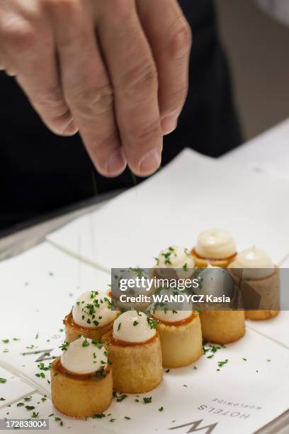 Spanish chef Sergi Arola in his restaurant Pica Pica preparing patatas bravas on October 01, 2012 in Paris,France.