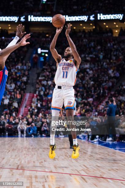 Isaiah Joe of the Oklahoma City Thunder shoots the ball during the game against the Detroit Pistons on October 12, 2023 at the Bell Centre in...