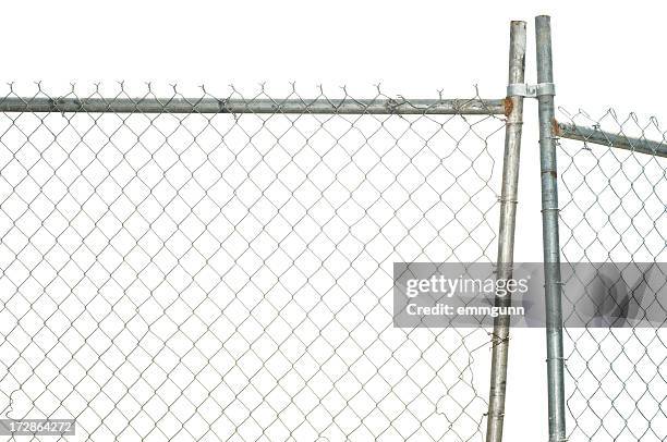 maschendrahtzaun - zaun stock-fotos und bilder