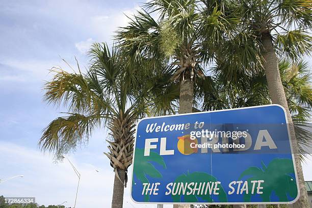 bienvenue à l'hôtel en floride - panneau de bienvenue photos et images de collection