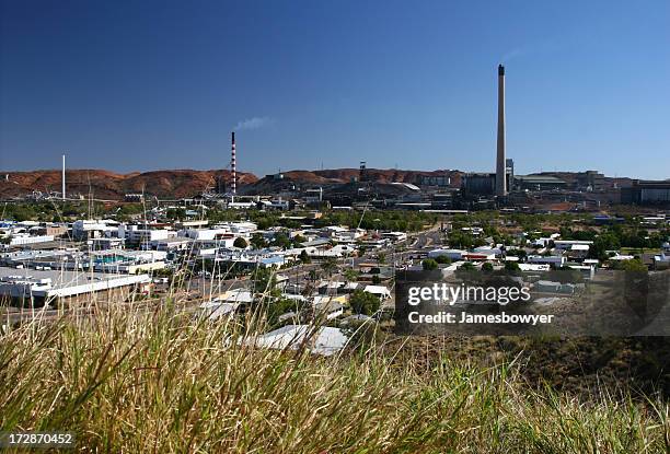 industrial mining town - country town australia stock pictures, royalty-free photos & images