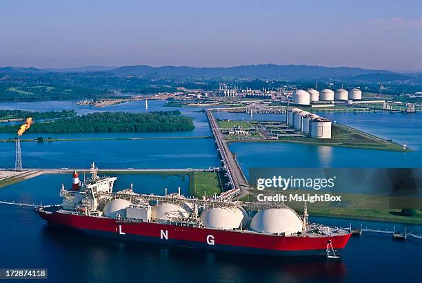 öl industrie-lounge-tanker - tankschiff stock-fotos und bilder