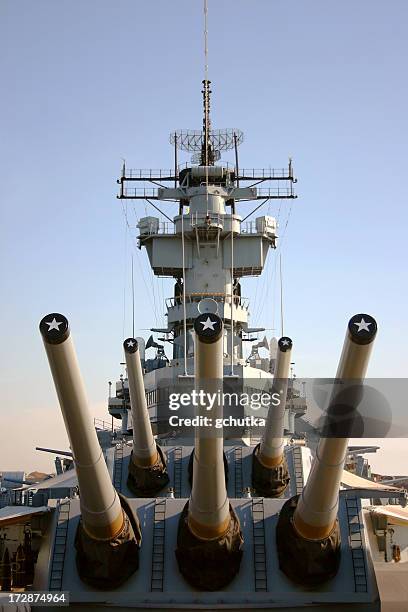 battleship uss new jersey - battleship stock pictures, royalty-free photos & images