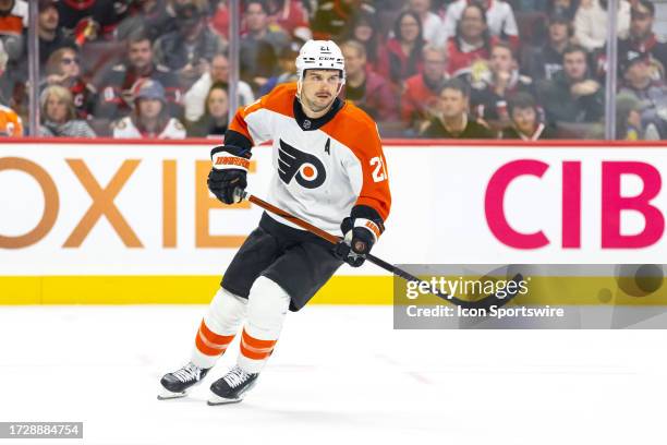 Philadelphia Flyers Left Wing Scott Laughton applies pressure on the forecheck during first period National Hockey League action between the...