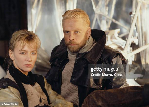 Actrice britannique Kitty Aldridge avec l’acteur américain, Mark Hamill sur le tournage du film Slipstream - Le Souffle du Futur de Steven Lisberger,...