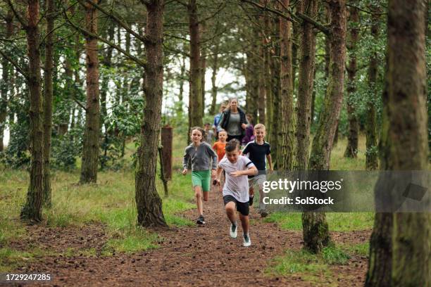 run, run, run - social following stock pictures, royalty-free photos & images