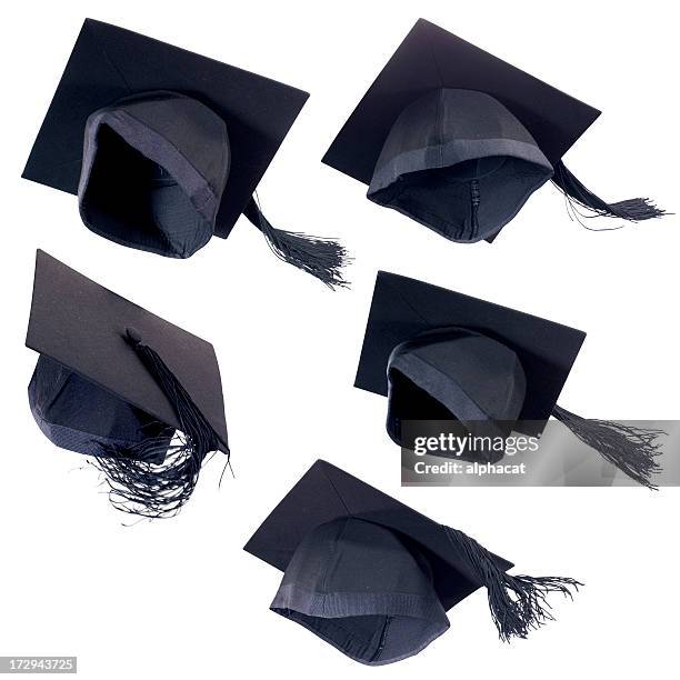 flying graduation cap - mortelplank stockfoto's en -beelden