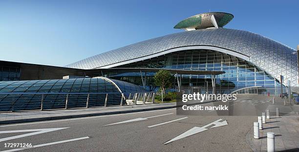 seoul international airport, south korea - incheon stock pictures, royalty-free photos & images