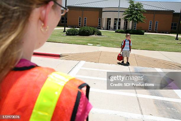 school crosswalk - cross road children stock pictures, royalty-free photos & images