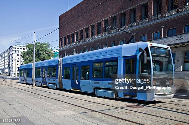 electric tram in oslo - cable car stockfoto's en -beelden