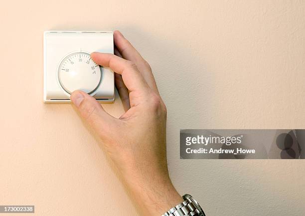home thermostat - lower stockfoto's en -beelden