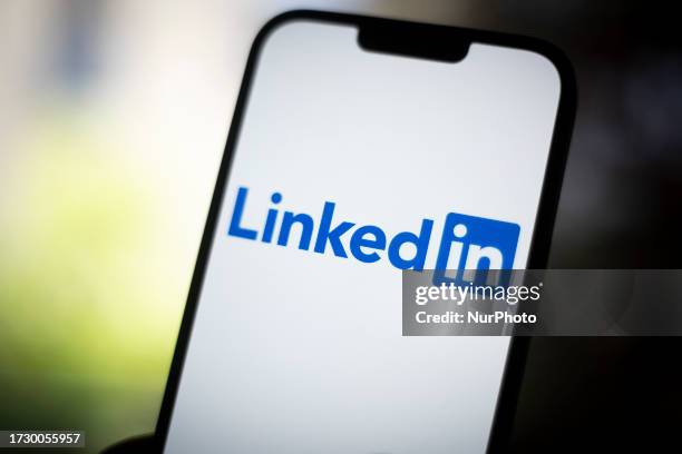 Linked Apps 1,118 Linked In App Stock Photos, High-Res Pictures, and Images - Getty ...